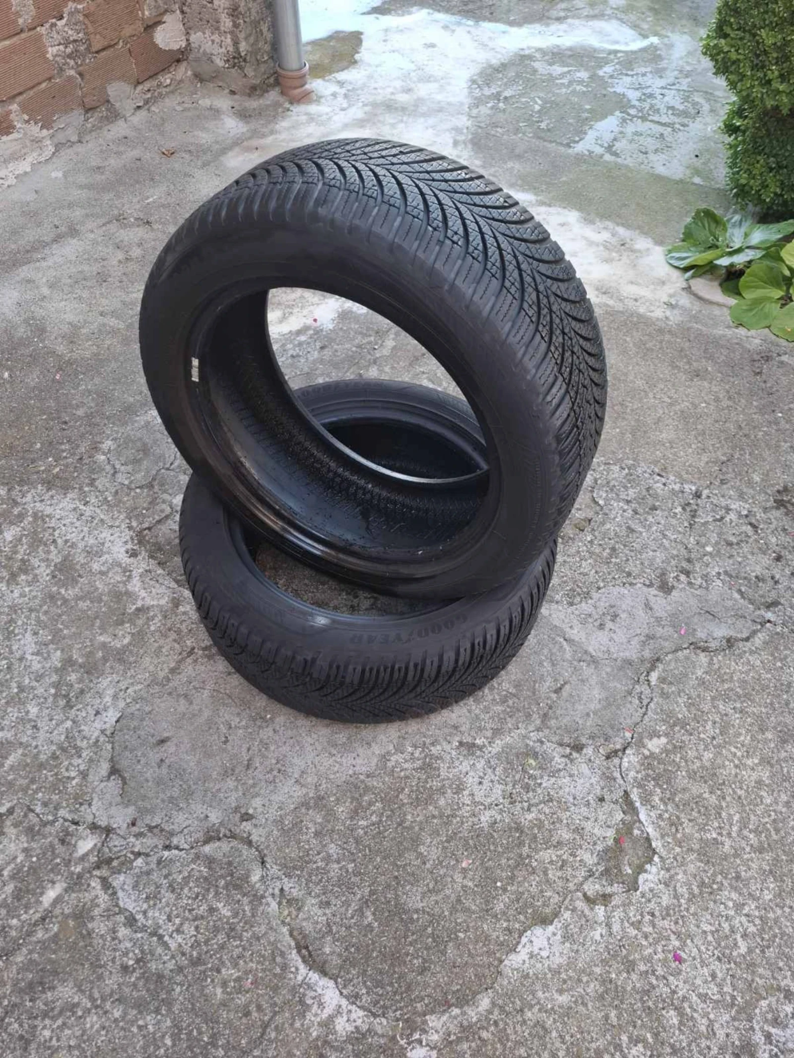 Гуми Всесезонни 225/50R17, снимка 6 - Гуми и джанти - 55185041