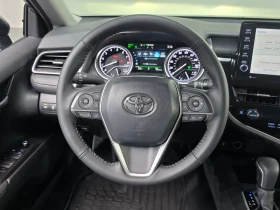 Toyota Camry (Xv70) 2.5, снимка 13