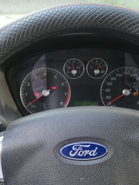 Ford Focus 1,6, снимка 6 - Автомобили и джипове - 44456847