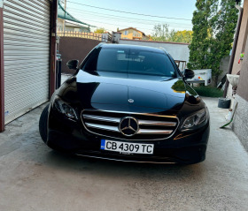 Mercedes-Benz E 220, снимка 1