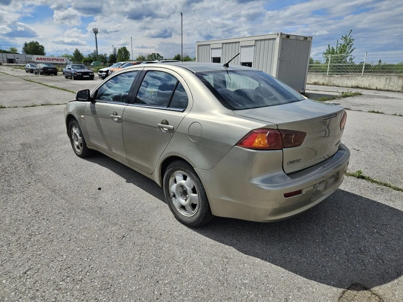 Mitsubishi Lancer 2000 куб., снимка 3 - Автомобили и джипове - 45359819