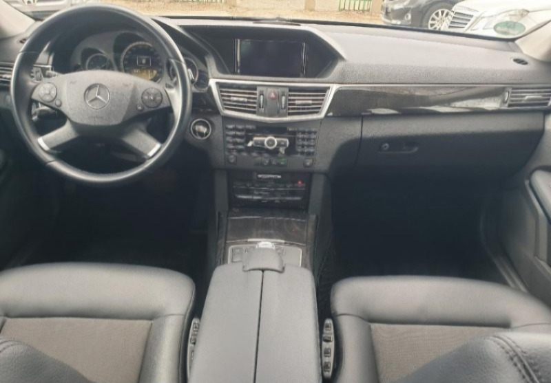 Mercedes-Benz E 220 CDI BLUEEFFICIENCY AVANTGARDE 7G-TRONIC - Нов Внос, снимка 9 - Автомобили и джипове - 46699831