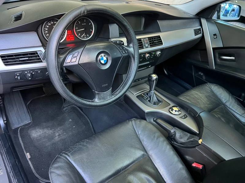 BMW 525 3.0d PANORAMA/XENON/NAVI/PODGREV/KOJA/UNIKAT, снимка 9 - Автомобили и джипове - 47242131