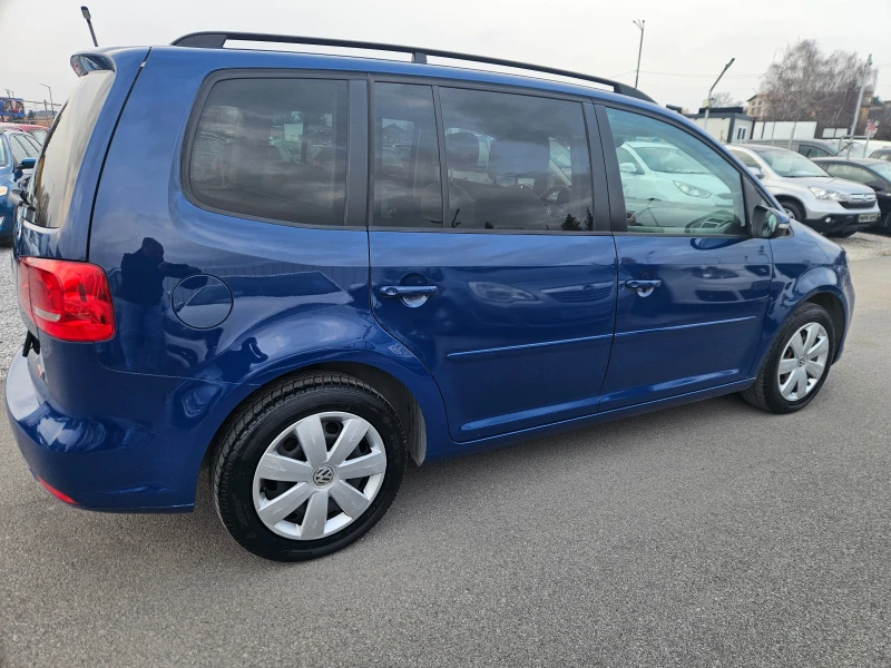 VW Touran 1.6TDI F1 DSG, снимка 3 - Автомобили и джипове - 49321876