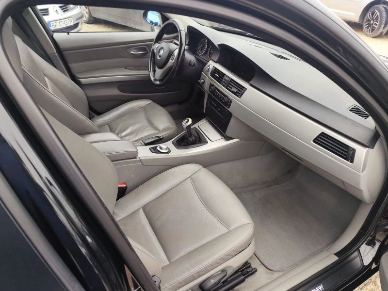 BMW 320 2.0 (163 Hp)-Navi   Италия, снимка 11 - Автомобили и джипове - 50052547