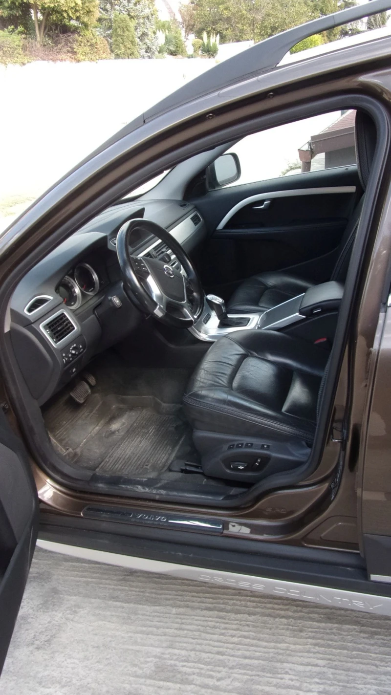 Volvo Xc70 Christmas Offer, снимка 7 - Автомобили и джипове - 52388402