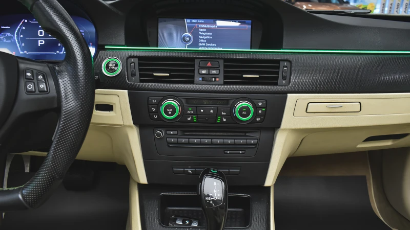 BMW 325 d Cabriolet Steptronic, снимка 10 - Автомобили и джипове - 52314316