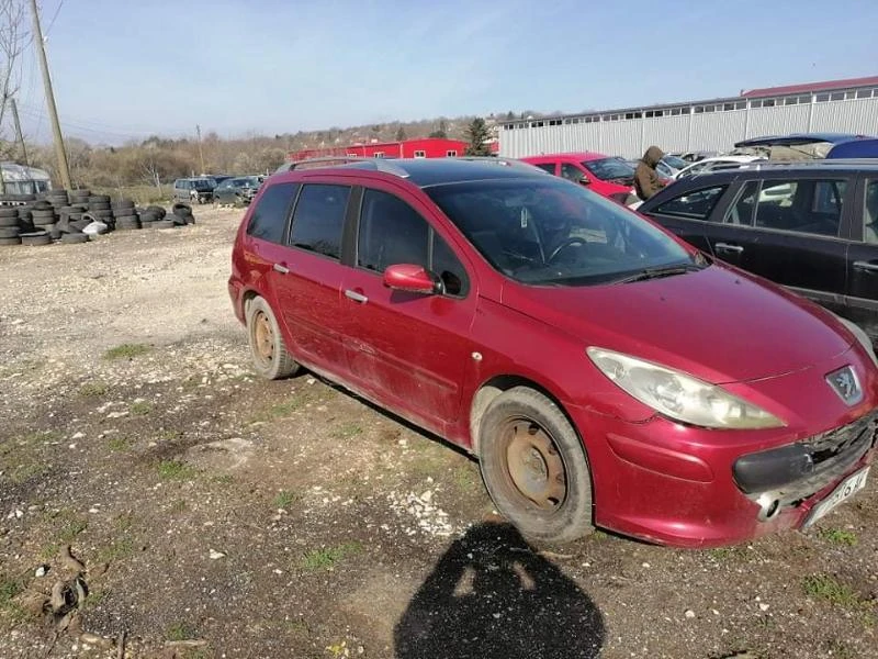 Peugeot 307 3 броя на части , снимка 1 - Автомобили и джипове - 36918063