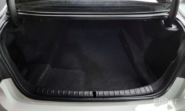 BMW 530 i xDrive Luxury Plus | ОБДУХВАНЕ | HEAD-UP | , снимка 17 - Автомобили и джипове - 53984137