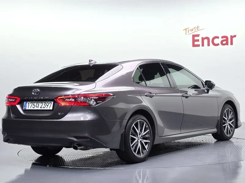 Toyota Camry (Xv70) 2.5 | Mobile.bg � ����������� 2