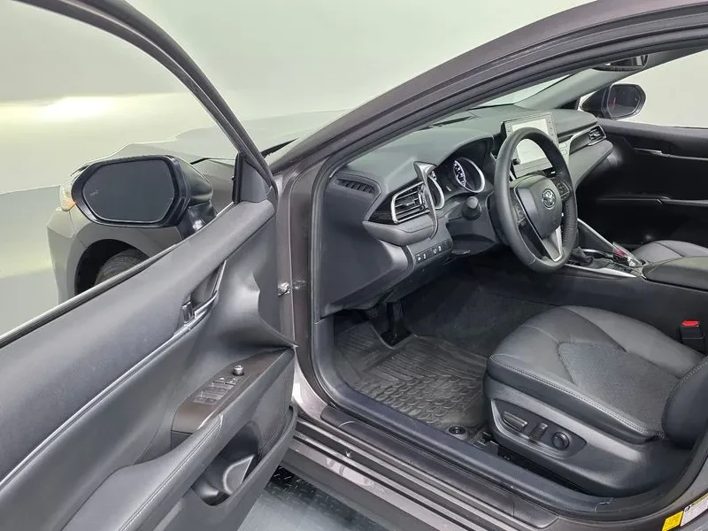 Toyota Camry (Xv70) 2.5 | Mobile.bg � ����������� 10