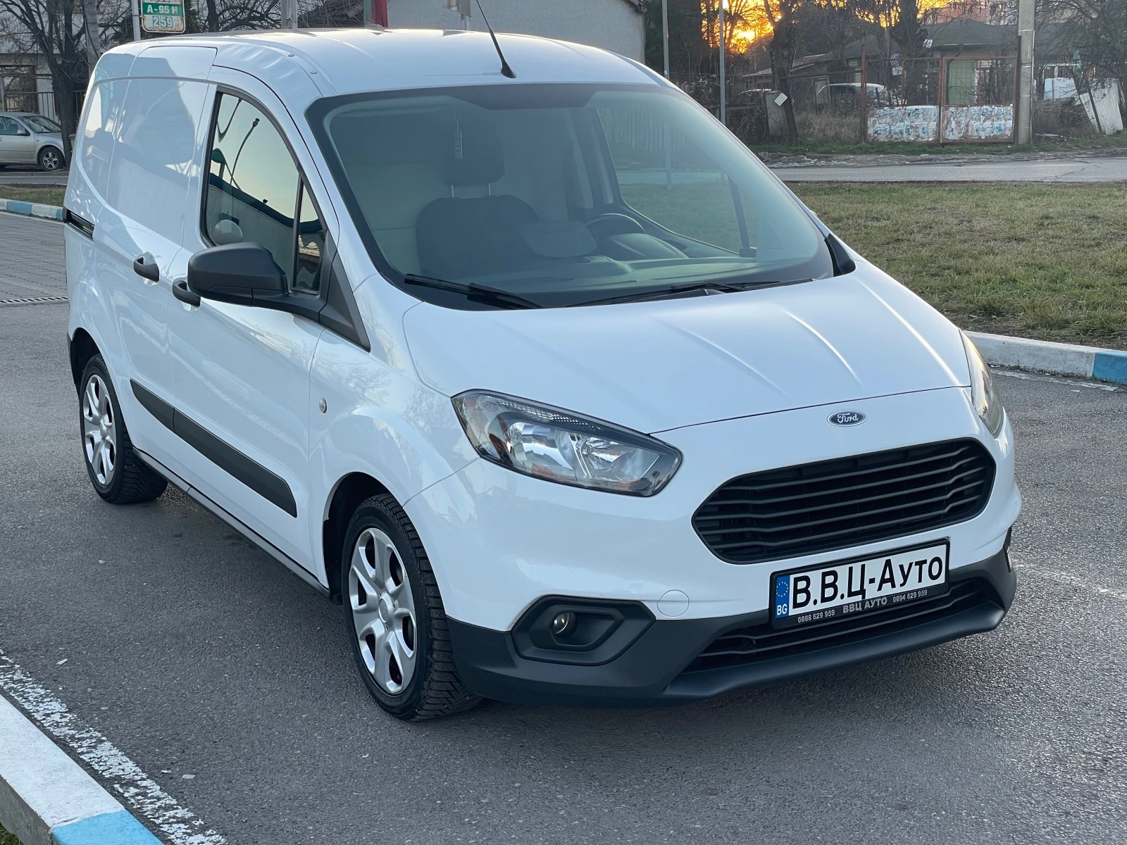 Ford Courier  - изображение 3