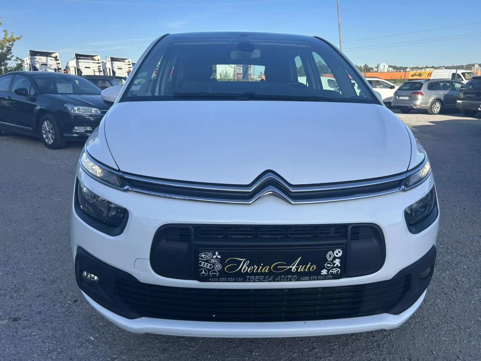 Citroen C4 Picasso 1.5 HDI 120 * EAT 6 * NAVI * LED * EURO 6 *  - изображение 2