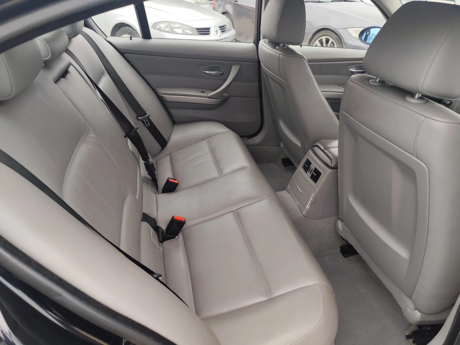 BMW 320 2.0 (163 Hp)-Navi   Италия | Mobile.bg — изображение 13