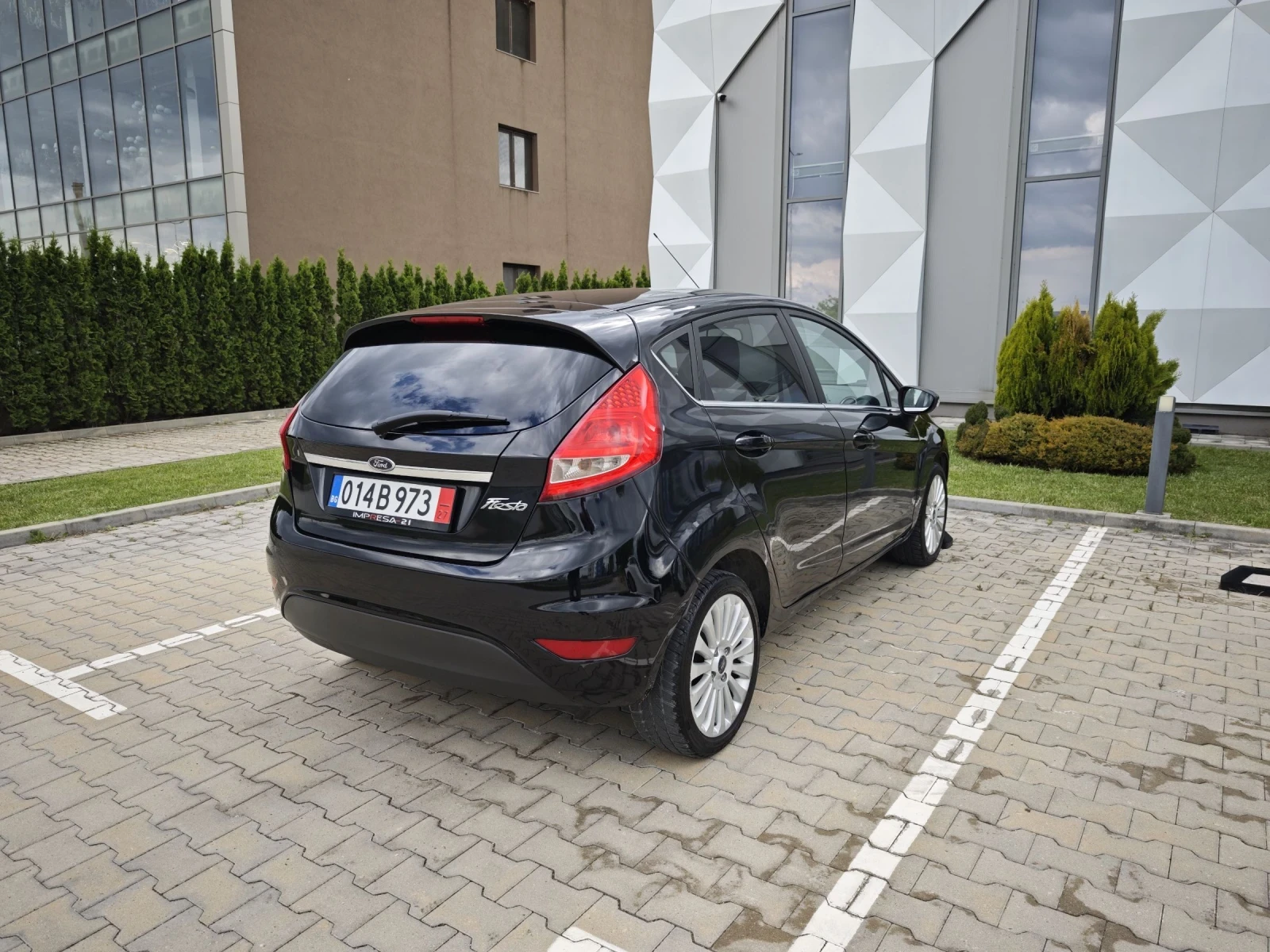 Ford Fiesta 1.4i GAZ TITANIUM  - изображение 4