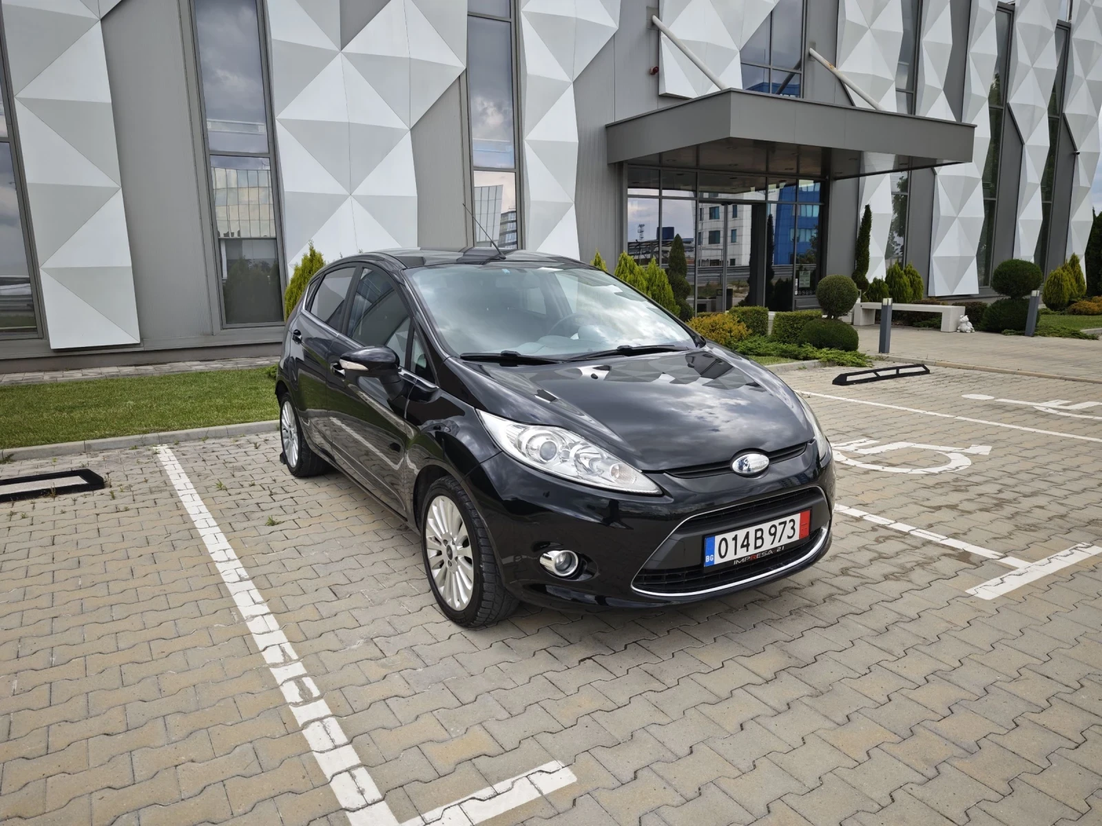 Ford Fiesta 1.4i GAZ TITANIUM  - изображение 3