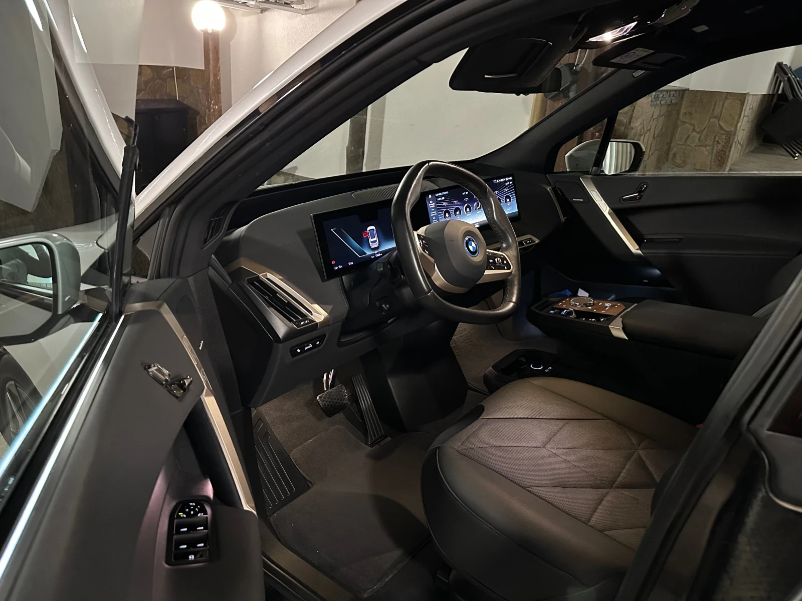 BMW iX 40 X-DRIVE, M-, LAZER, H&K, !!! | Mobile.bg   15