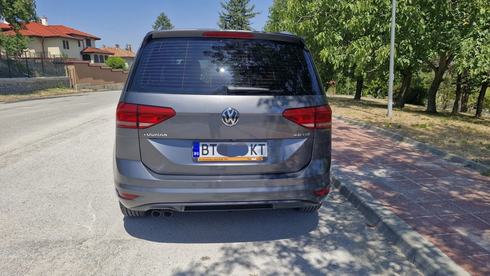 VW Touran  2.0 TDI DSG, 150 K.c. Highline - изображение 4