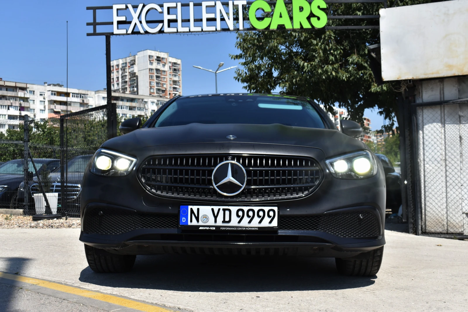 Mercedes-Benz E 400 4MATIC*  - изображение 6