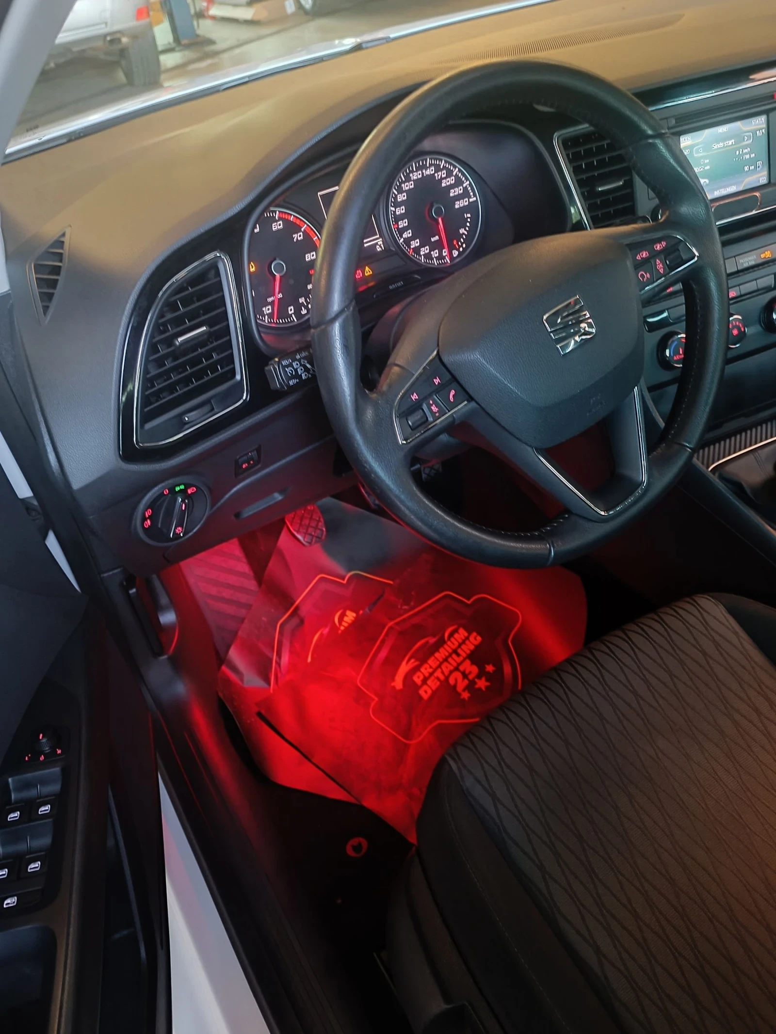 Seat Leon 1.2 TSI 105 ks. 4 cil.EURO 5J SPORT | Mobile.bg   16