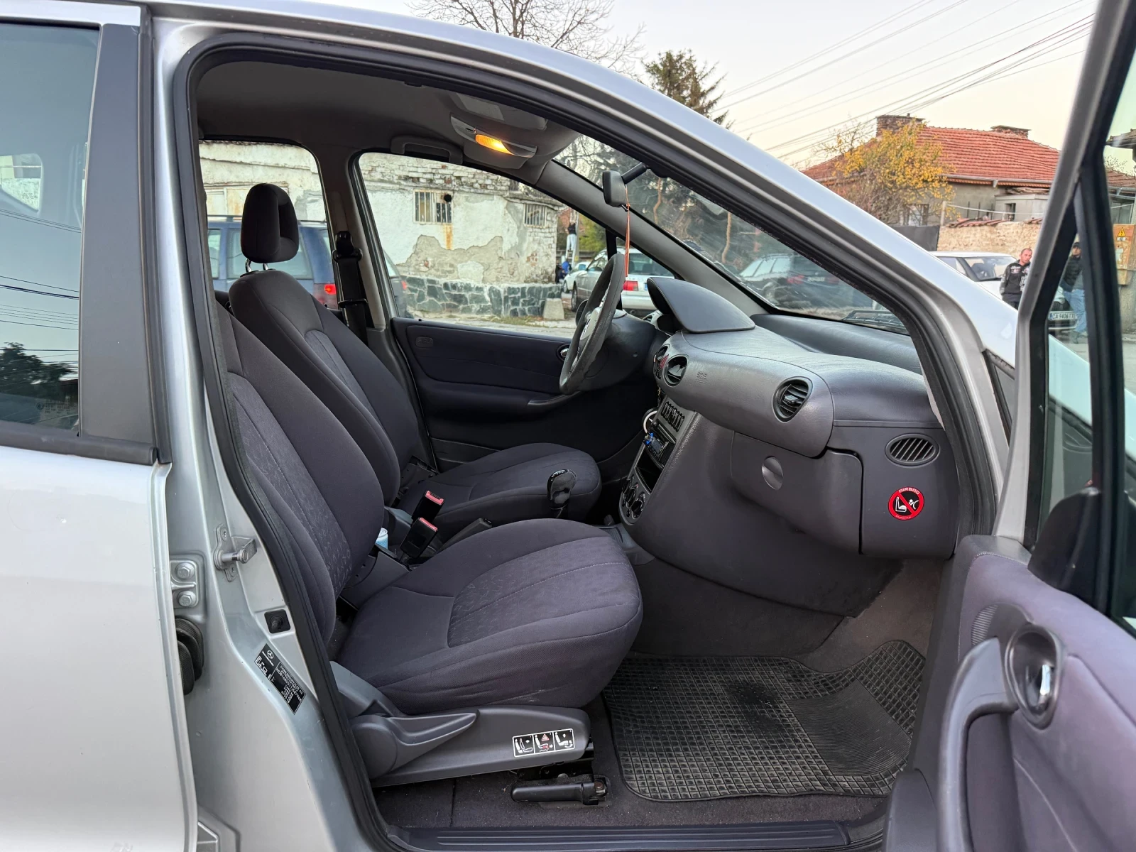 Mercedes-Benz A 140 Facelift | Mobile.bg   13