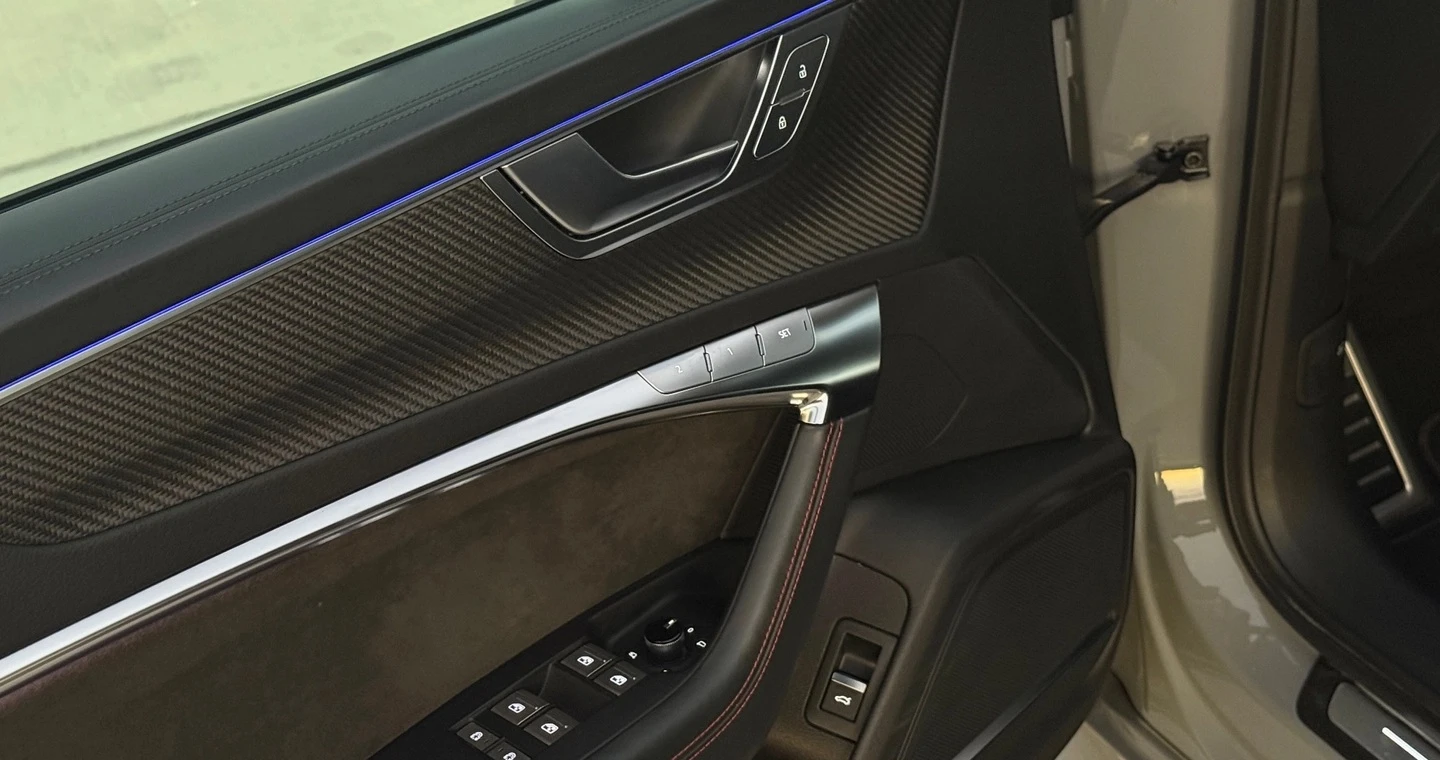 Audi Rs6 4.0 Avant Quattro  - изображение 6