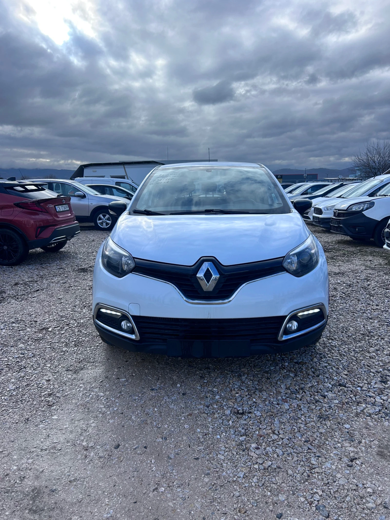 Renault Captur 1.5 D EURO 6  - изображение 8