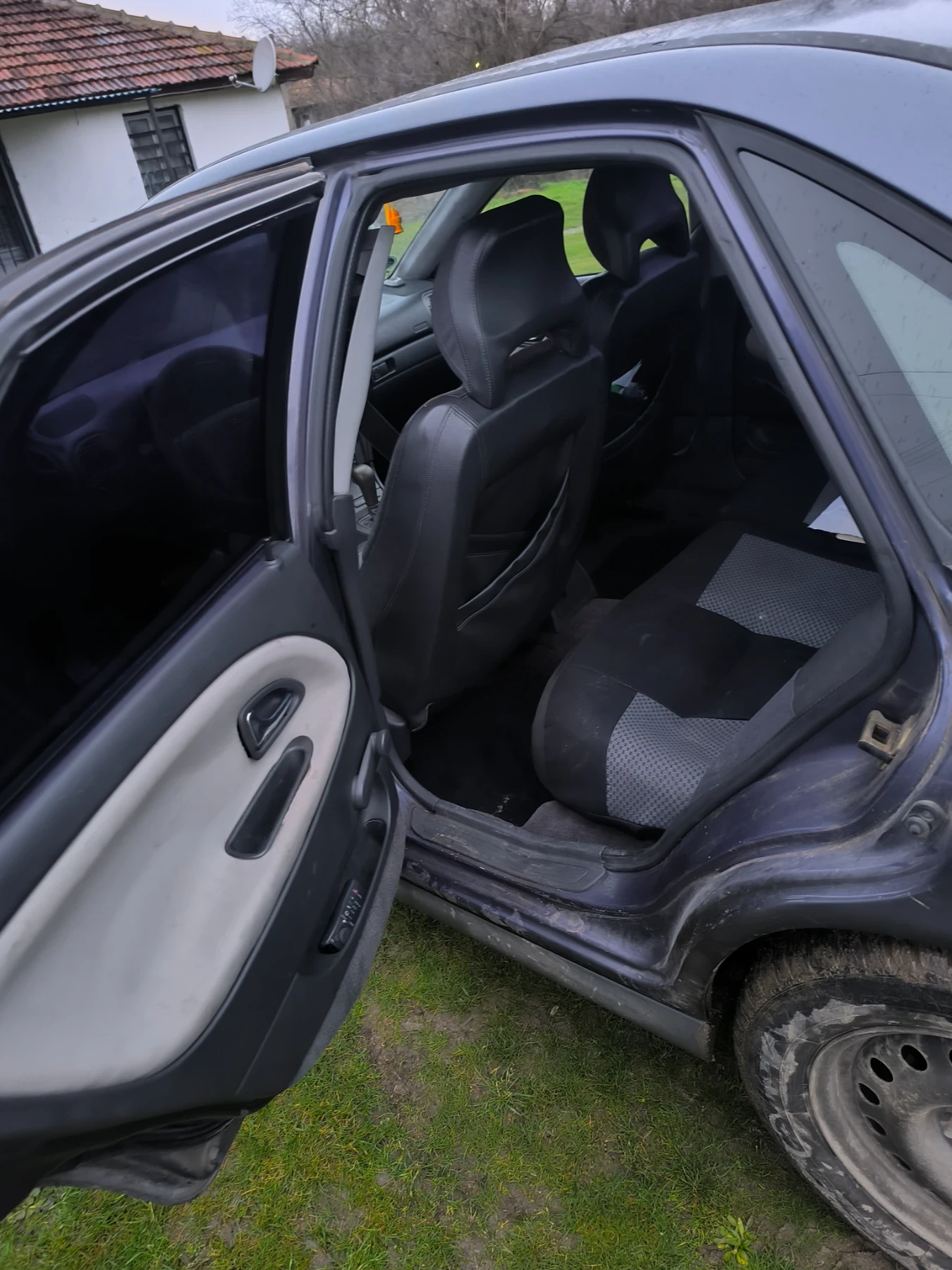 Volvo S40, снимка 11 - Автомобили и джипове - 53715712