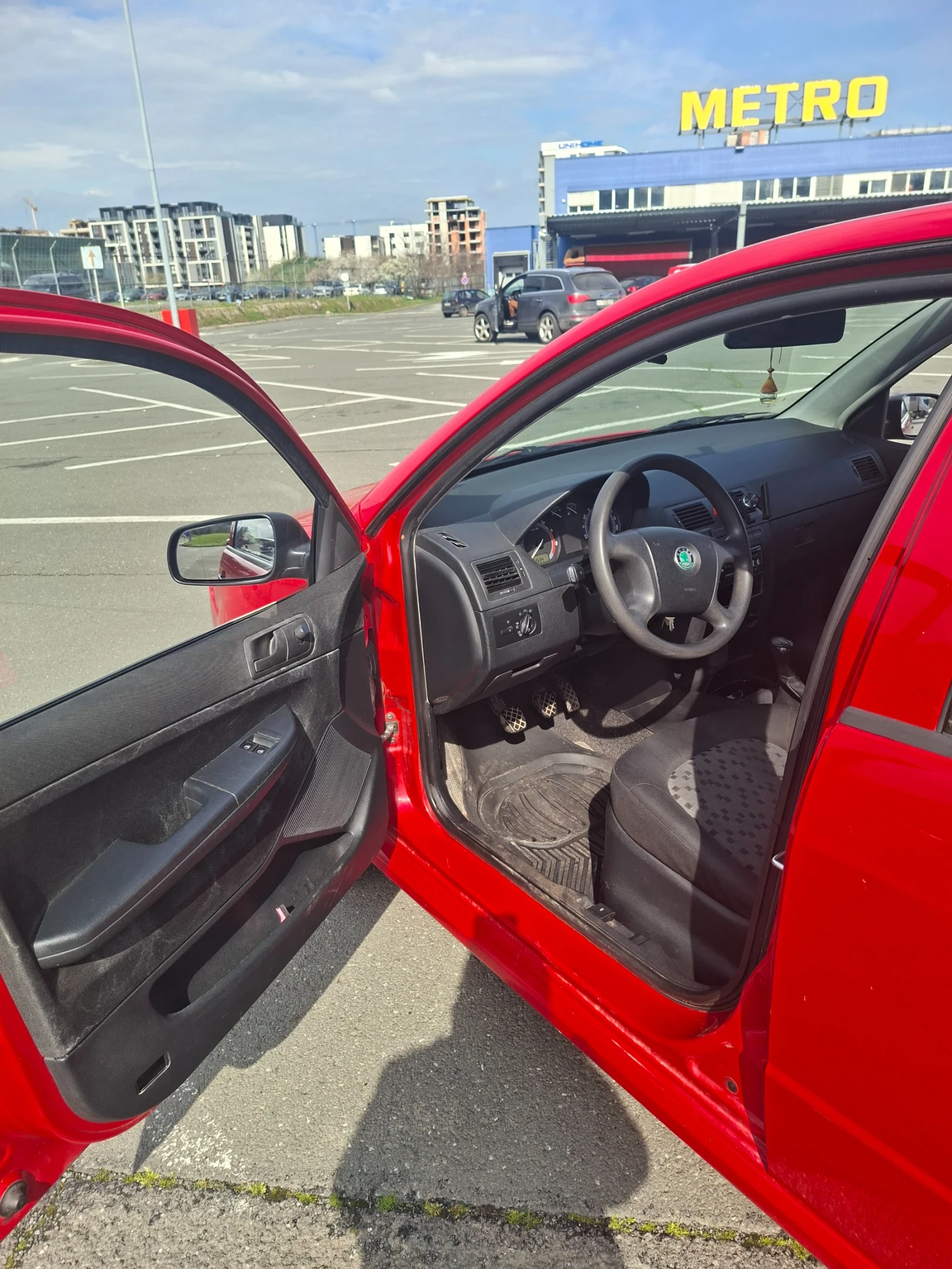 Skoda Fabia, снимка 12 - Автомобили и джипове - 54043449