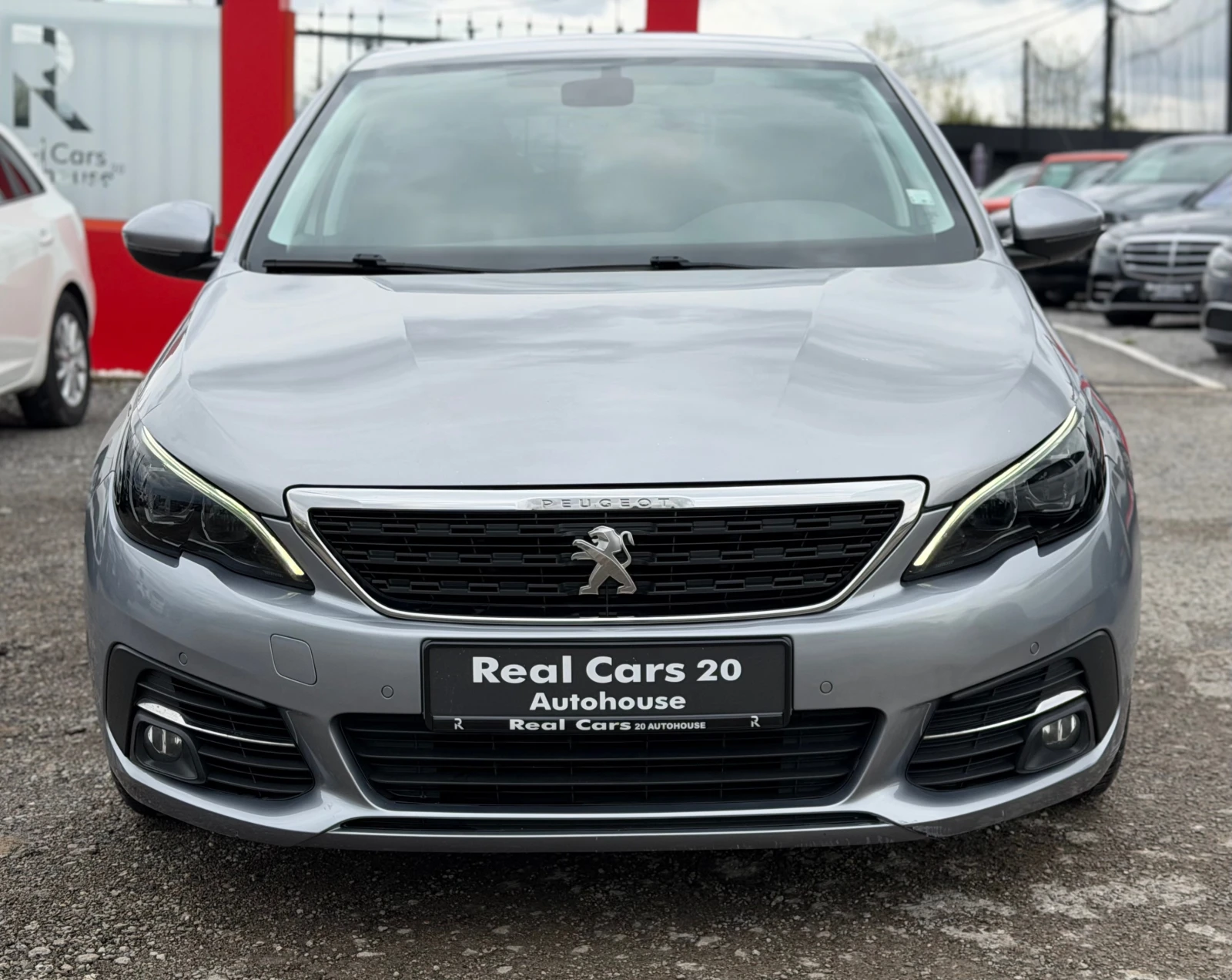 Peugeot 308 1.2i* CARPLAY* �����������* PARKTRONIC*  | Mobile.bg � ����������� 2