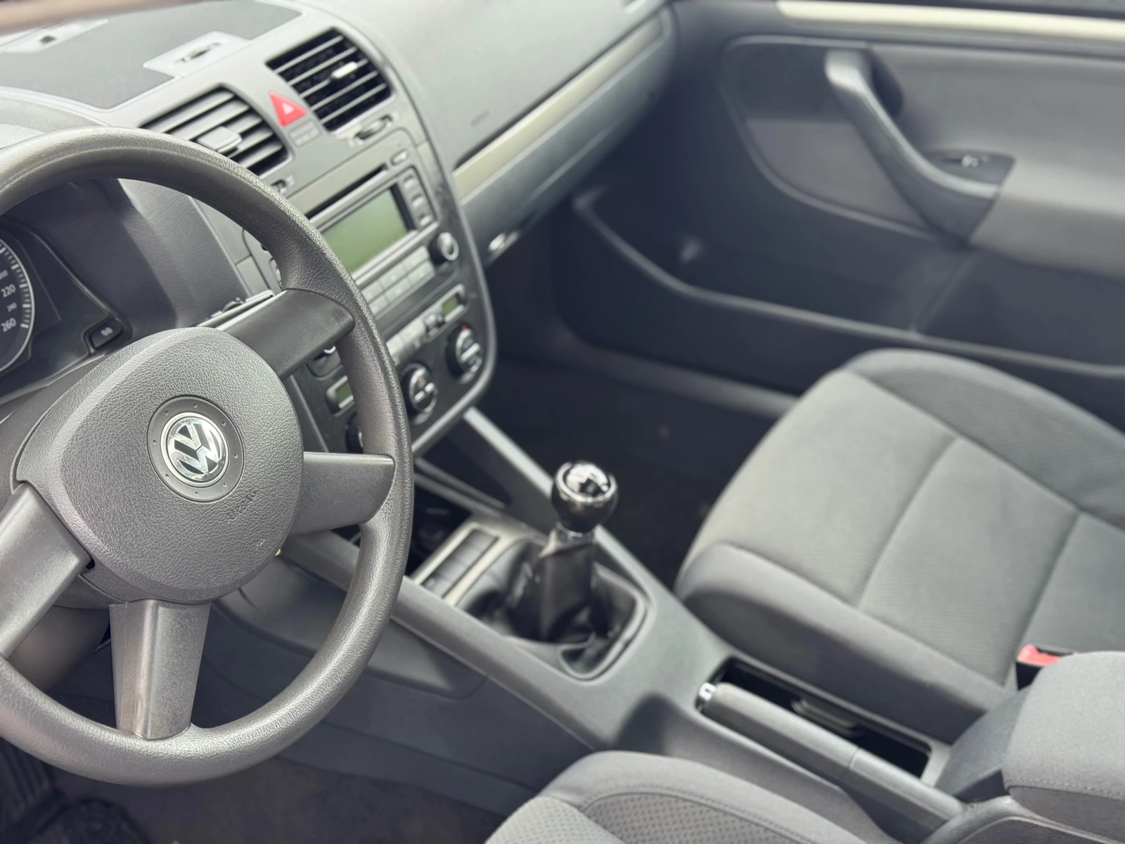 VW Golf 1.6i* 102кс* Германия* Климатик* , снимка 13 - Автомобили и джипове - 54642892