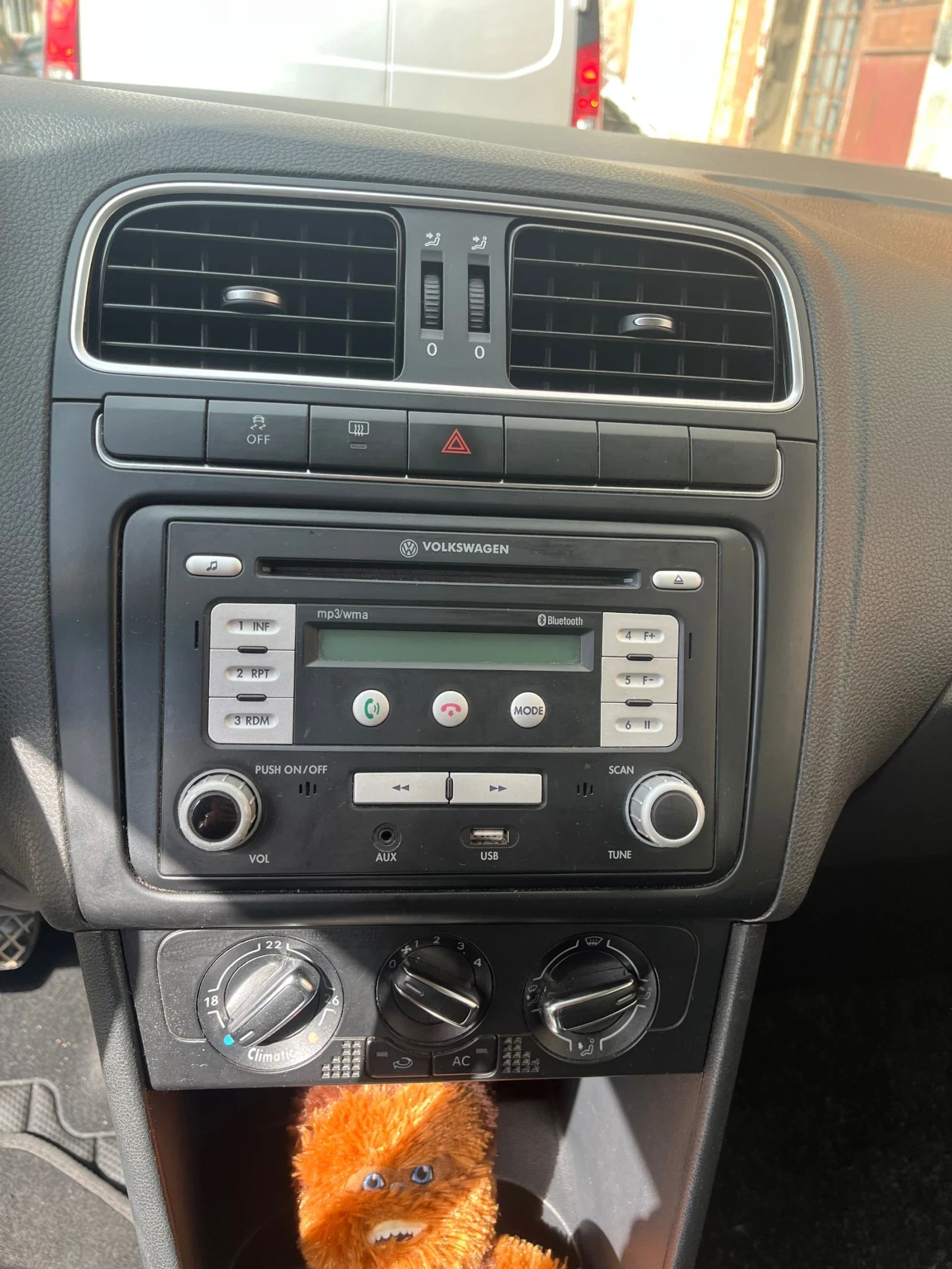 VW Polo 1.4 86кс 116000км, снимка 13 - Автомобили и джипове - 54718888