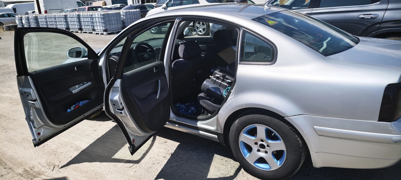 VW Passat, снимка 8 - Автомобили и джипове - 54979847