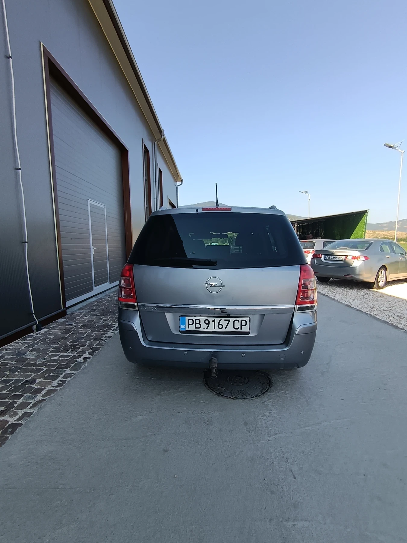 Opel Zafira Бензин-газ, снимка 2 - Автомобили и джипове - 55439556