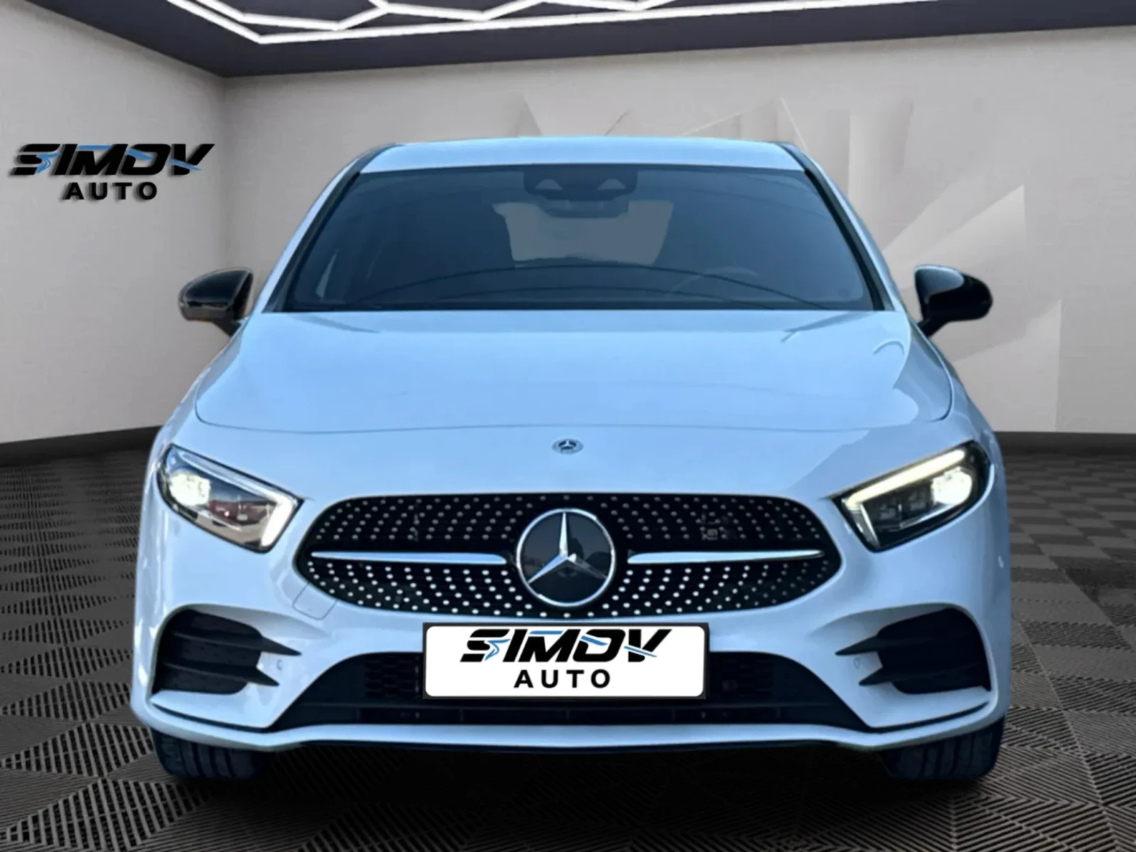 Mercedes-Benz A 250 E PLUG-IN AMG-PACKET KEYLESSGO КОЖА ПОДГРЕВ КАМЕРА, снимка 5 - Автомобили и джипове - 55555891