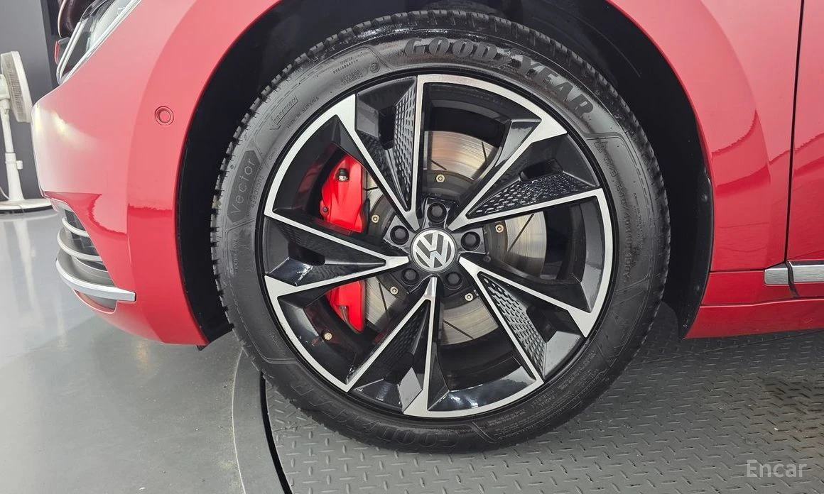 VW Arteon, снимка 5 - Автомобили и джипове - 55754553