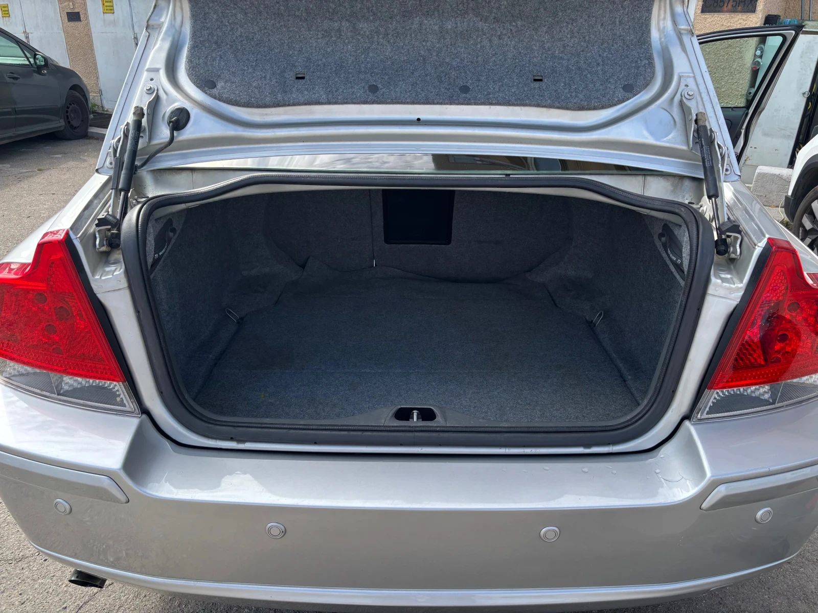 Volvo S60 2, 4i T5 АГУ, снимка 6 - Автомобили и джипове - 56076478