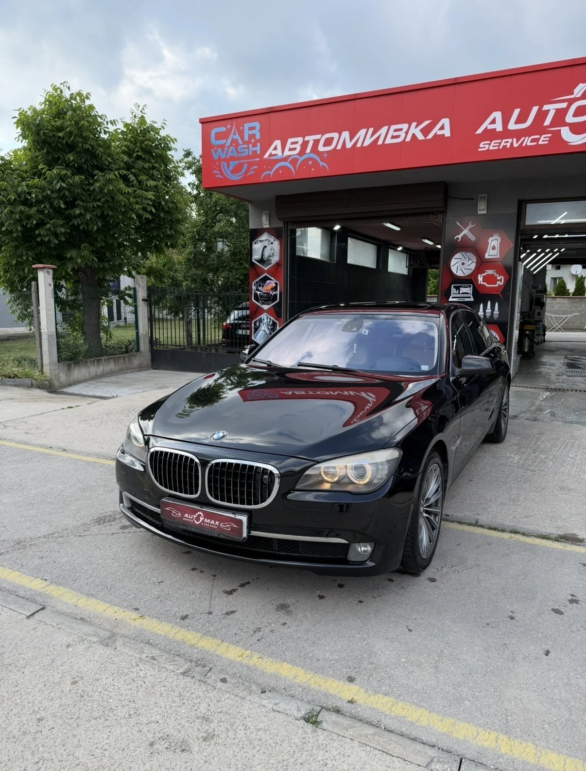 BMW 740