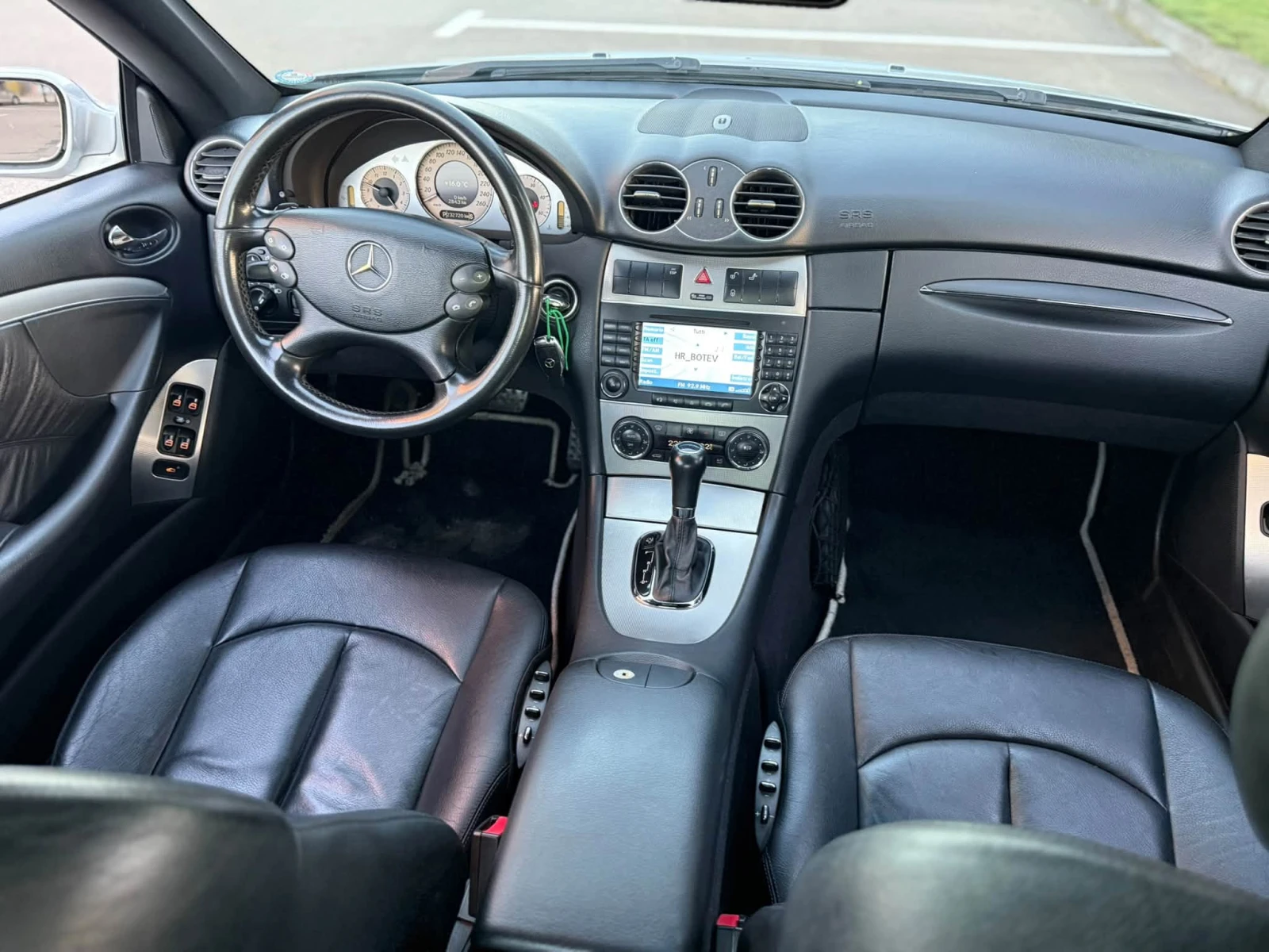Mercedes-Benz CLK 3200 CDI, снимка 6 - Автомобили и джипове - 56355294