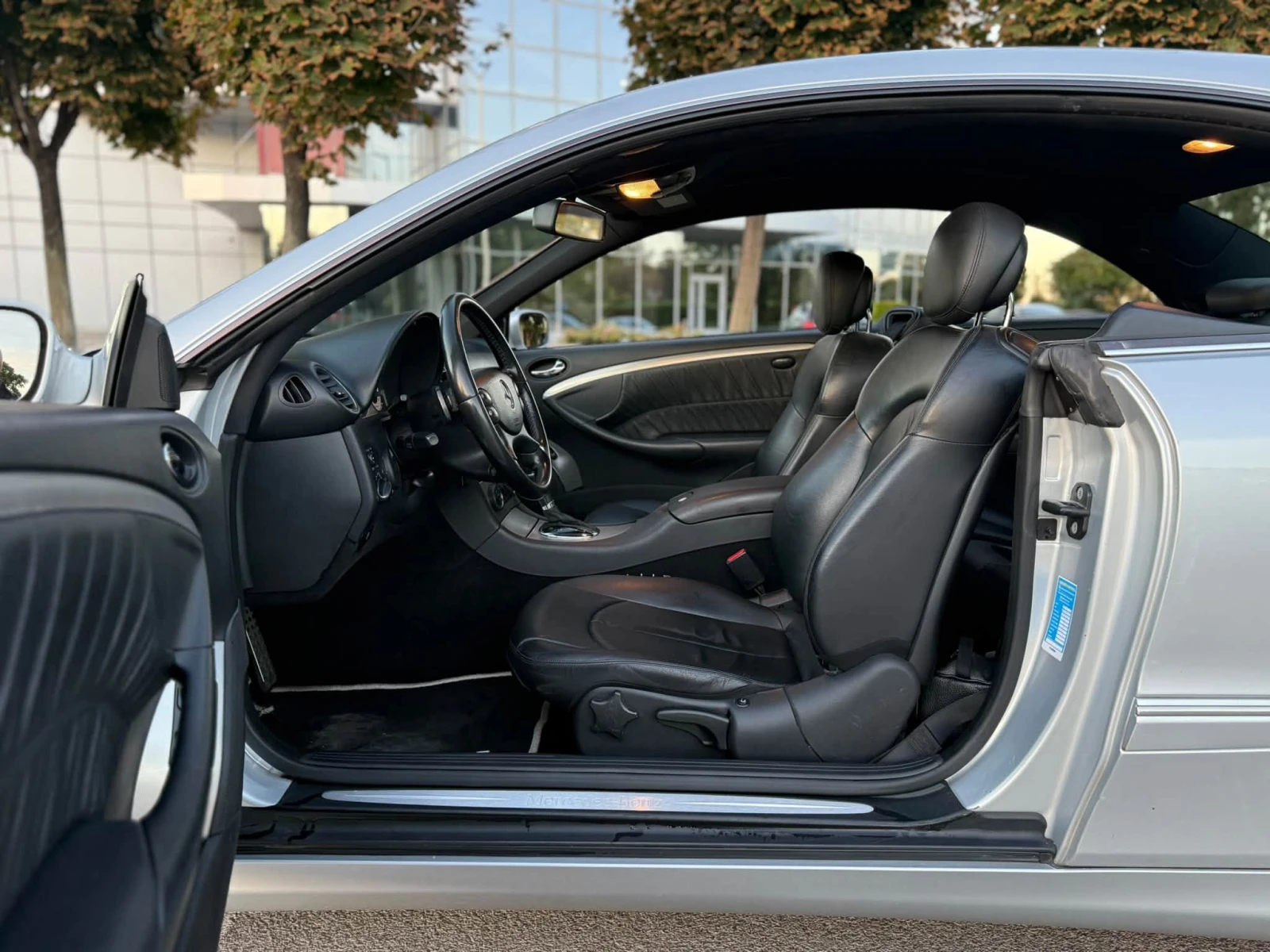 Mercedes-Benz CLK 3200 CDI, снимка 13 - Автомобили и джипове - 56355294