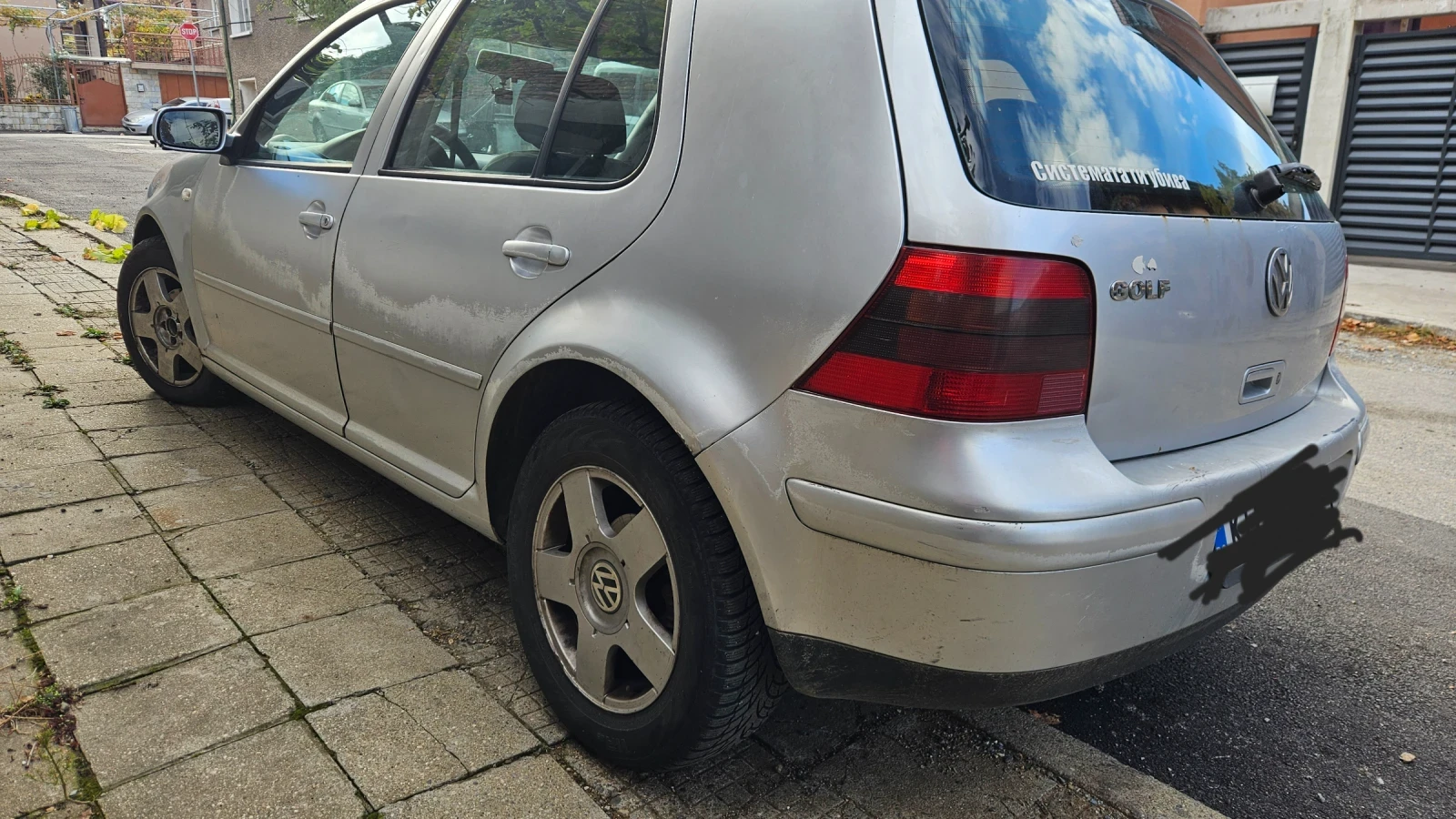 VW Golf 1.4 LPG, снимка 2 - Автомобили и джипове - 56646383