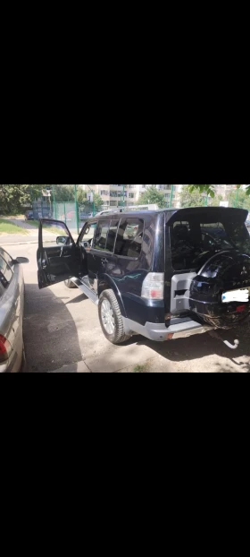 Обява за продажба на Mitsubishi Pajero 3.2 D ~18 000 лв. - изображение 1