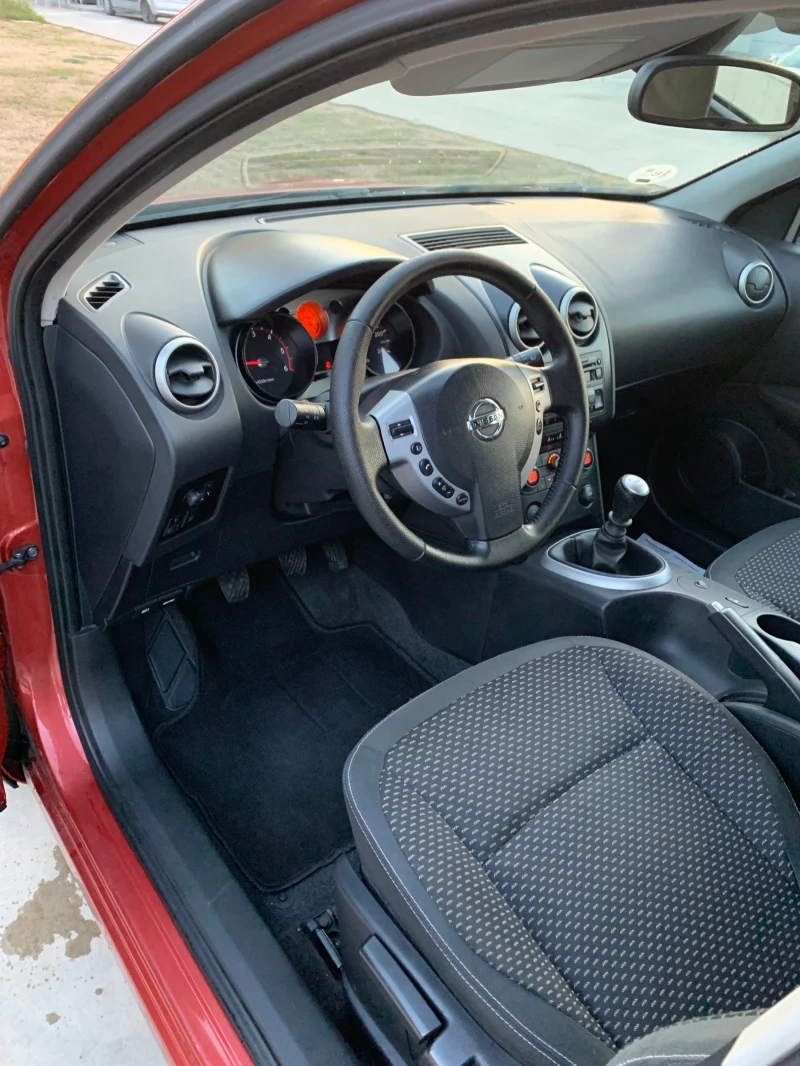 Nissan Qashqai 2.0 DCI, снимка 7 - Автомобили и джипове - 51647080