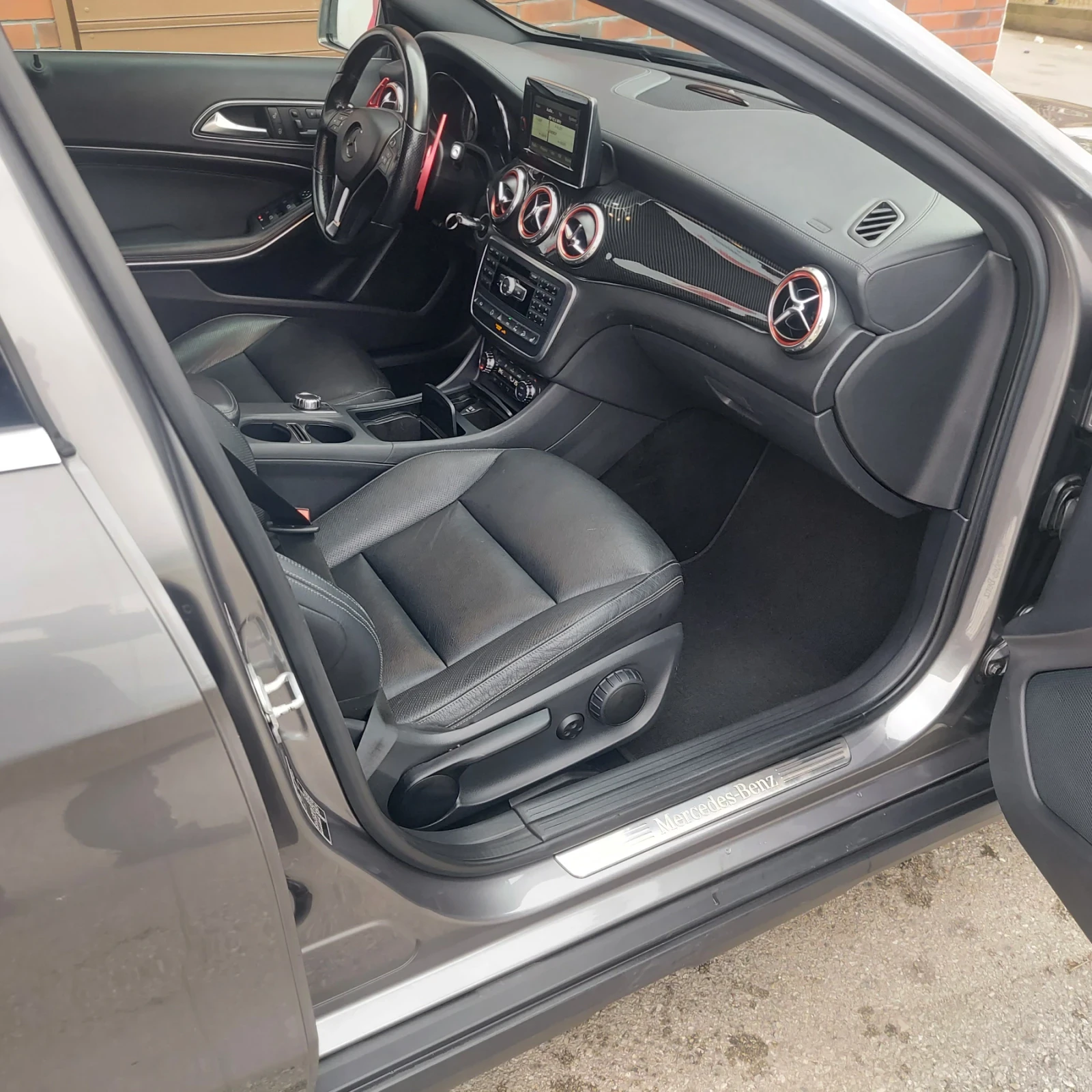 Mercedes-Benz GLA 220 4x4 GLA220 cdi 170hp LED full  | Mobile.bg   13