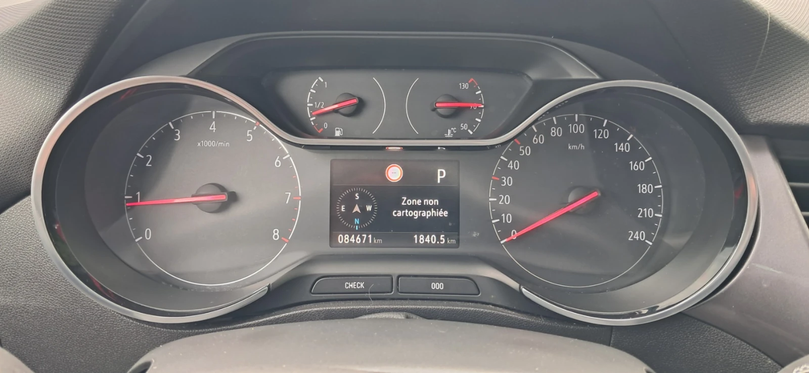 Opel Crossland X 1.5  DIESEL 120ps - изображение 10