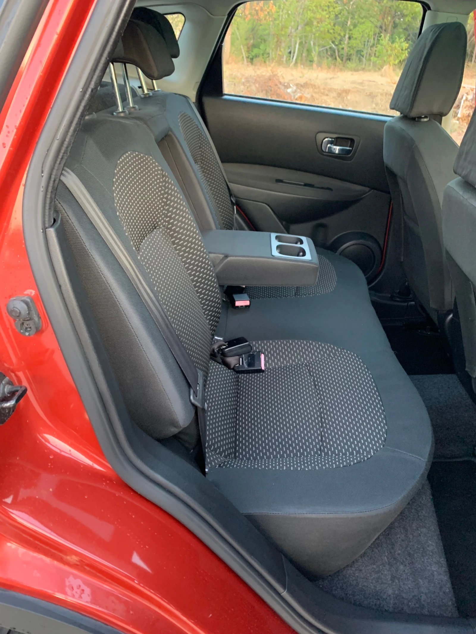 Nissan Qashqai 2.0 DCI | Mobile.bg — изображение 12