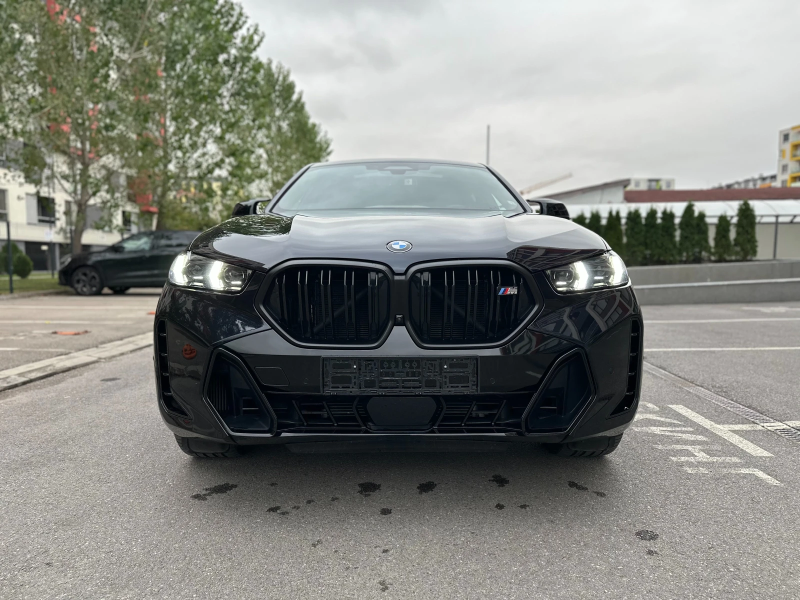 BMW X6 M60I * XDRIVE * DISTRONIC * 360 * AMBIENT * LASER  - изображение 2