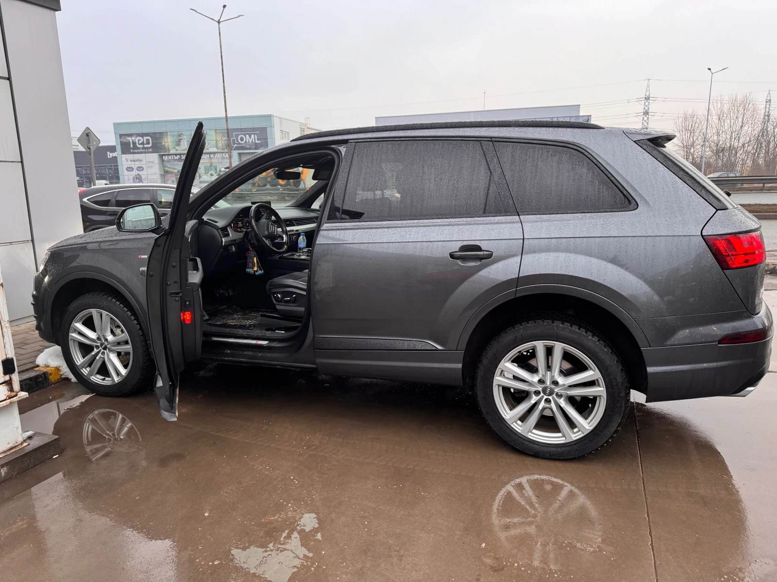 Audi SQ7 3.0i S-Line - изображение 6