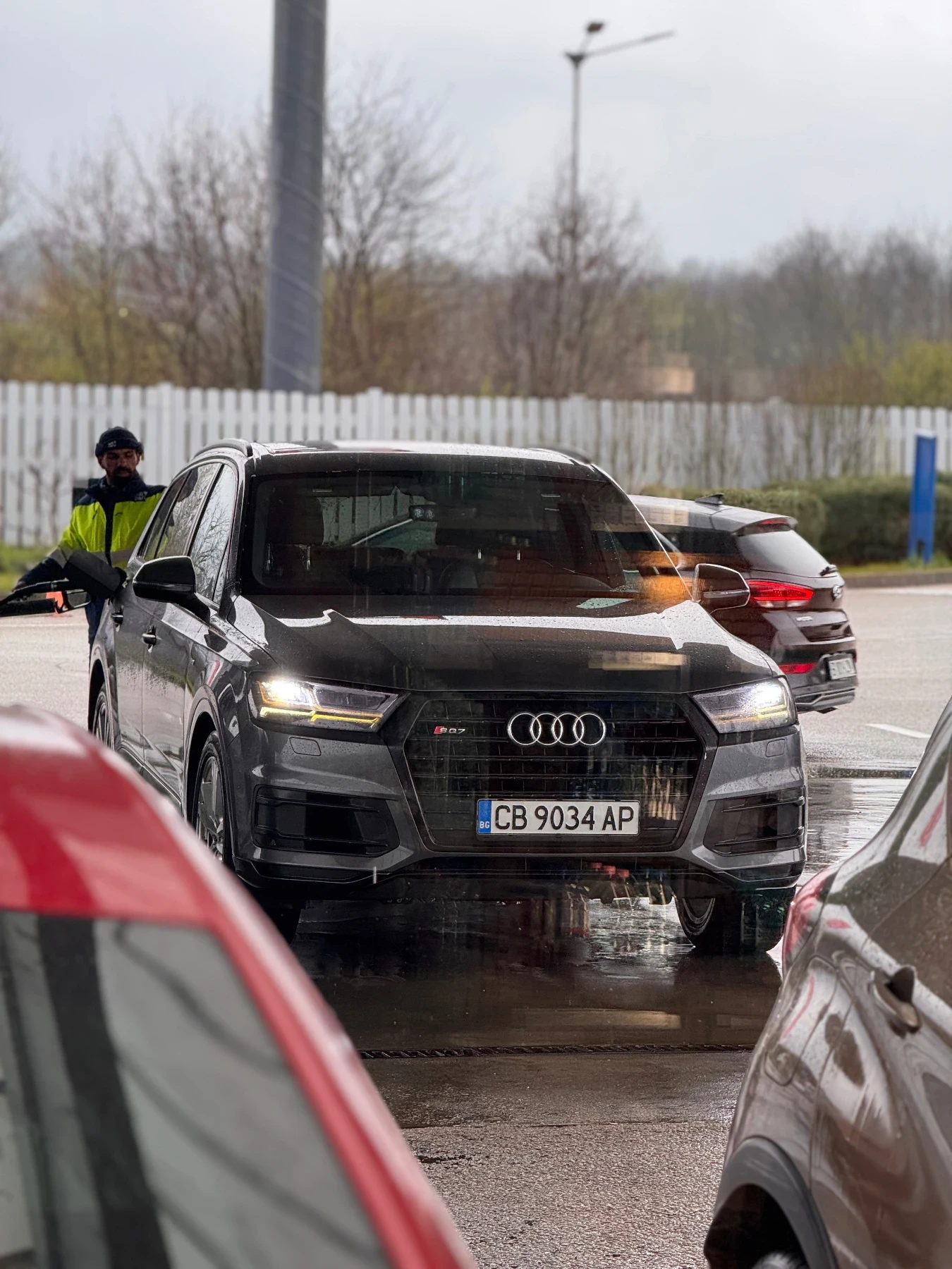 Audi SQ7 3.0i S-Line - изображение 3