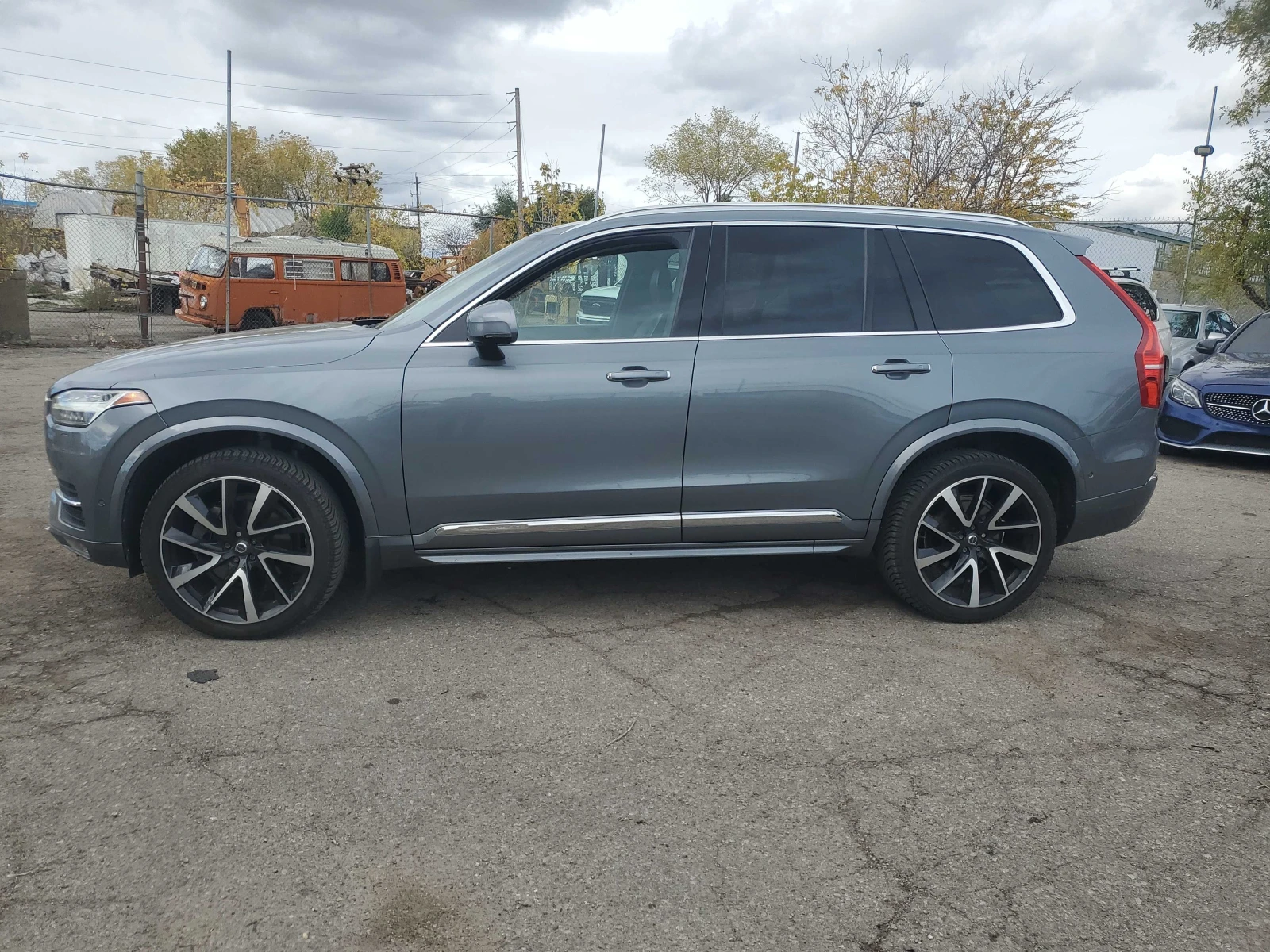 Volvo Xc90 T6 AWD Inscription CARFAX АВТО КРЕДИТ  | Mobile.bg — изображение 2